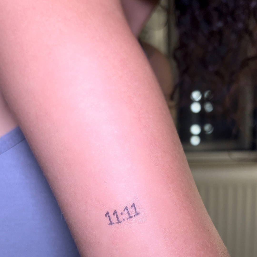 Tijdelijke tattoo 11:11