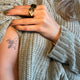 Tijdelijke tattoo vlinder en plant